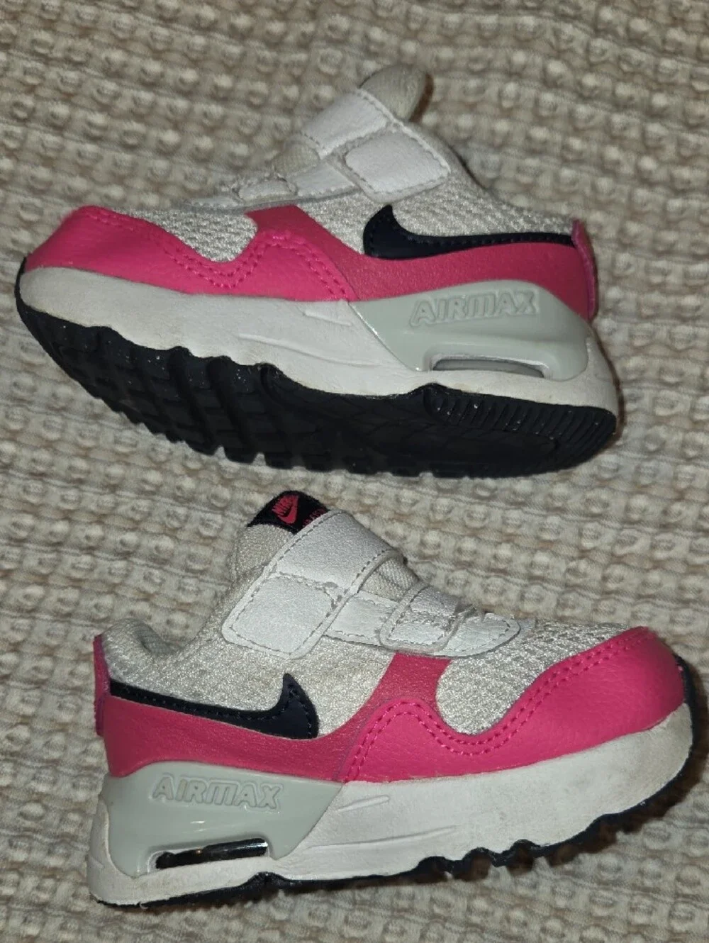 Nike Toddle White and Pink Velcro Air Max Sneakers 5C